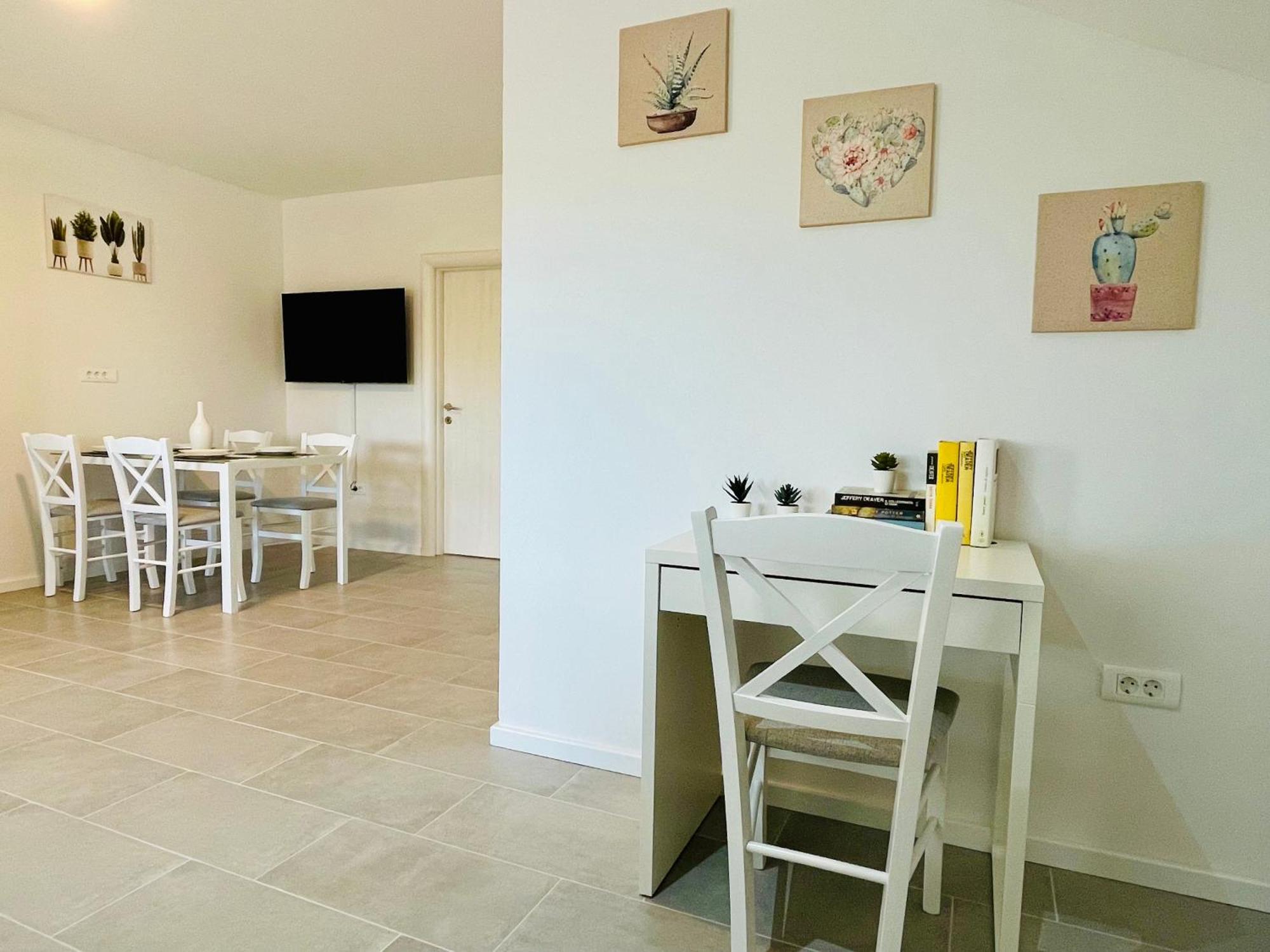 Apartment New Miya -