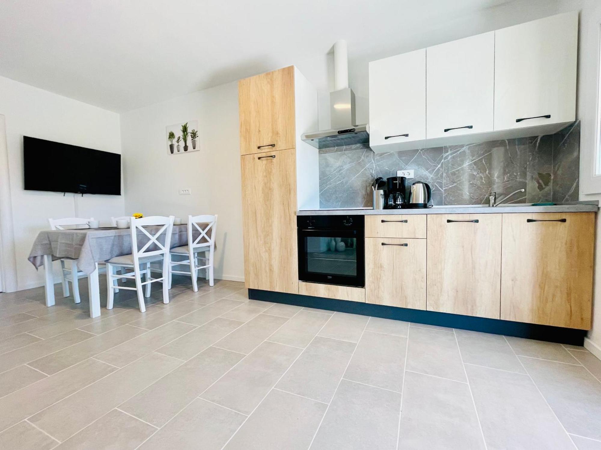 New Miya - Apartment *